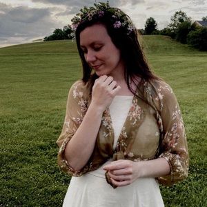 Tucker 100% silk blouse